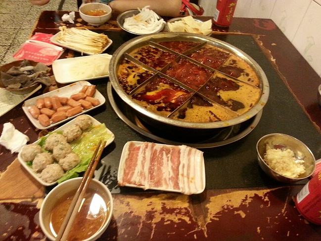 餐飲品牌定位：做火鍋店的品牌定位需要考慮哪些因素？