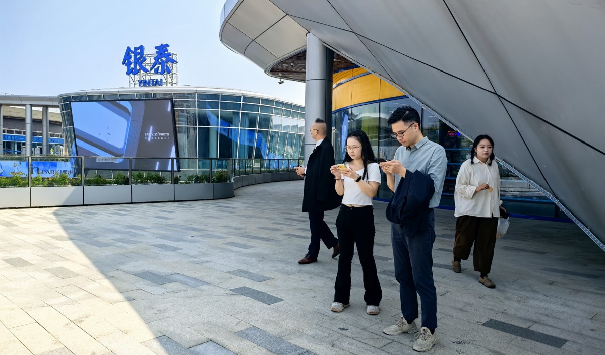 美御品牌策劃咨詢團(tuán)隊(duì)市場走訪:探索衢州餐飲行業(yè)新風(fēng)尚 美御品牌策劃咨詢團(tuán)隊(duì)市場走訪:探索衢州餐飲行業(yè)新風(fēng)尚